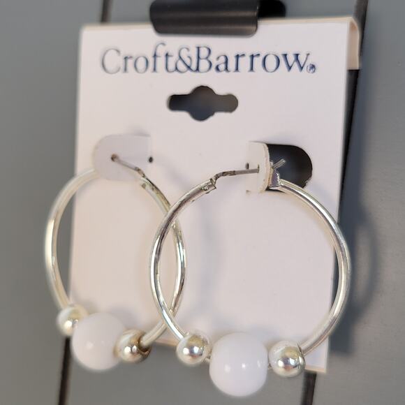 Croft & Barrow Hoop Earrings White Beads Silver Tone Pierced, Gift Bag 1.5 in - Picture 2 of 8